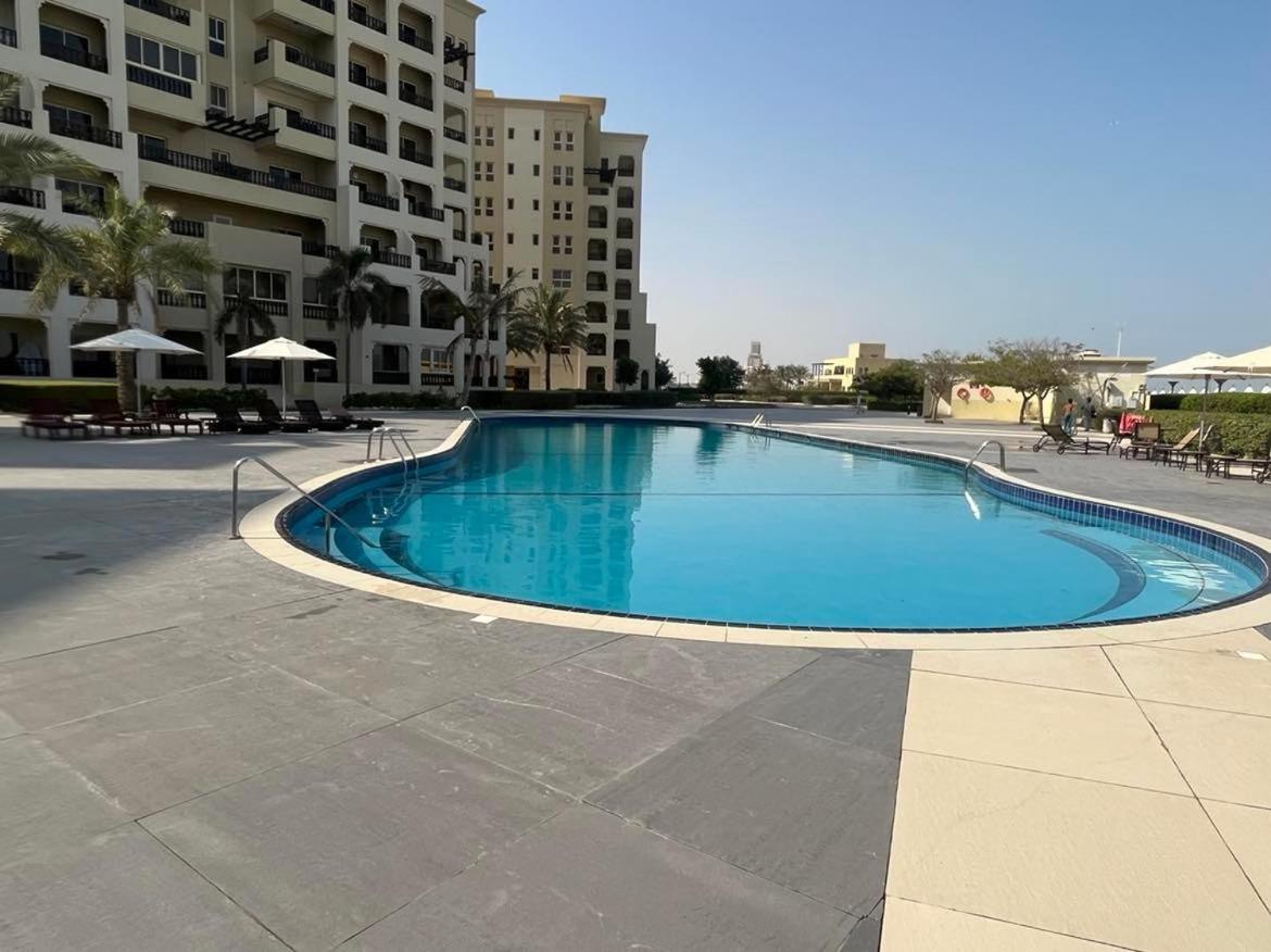 Beach Front Escape Apartment Рас ал Хайм Екстериор снимка